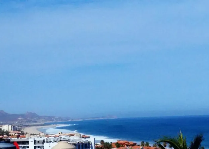 Ocean View Walk To Wifi Apartment *