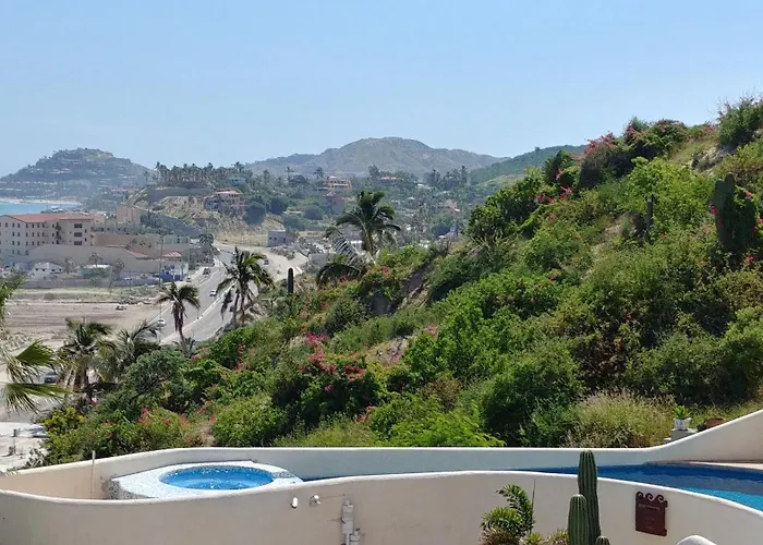 Ocean View Walk To Wifi Apartment *